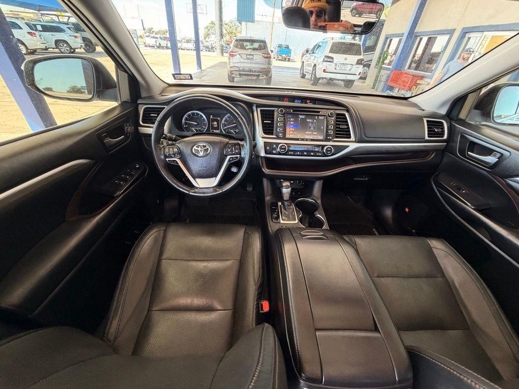 Toyota Highlander  2019