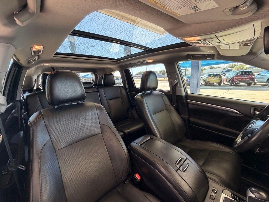 Toyota Highlander  2019