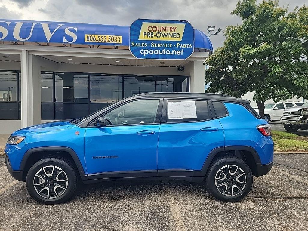 2025 Jeep Compass Trailhawk