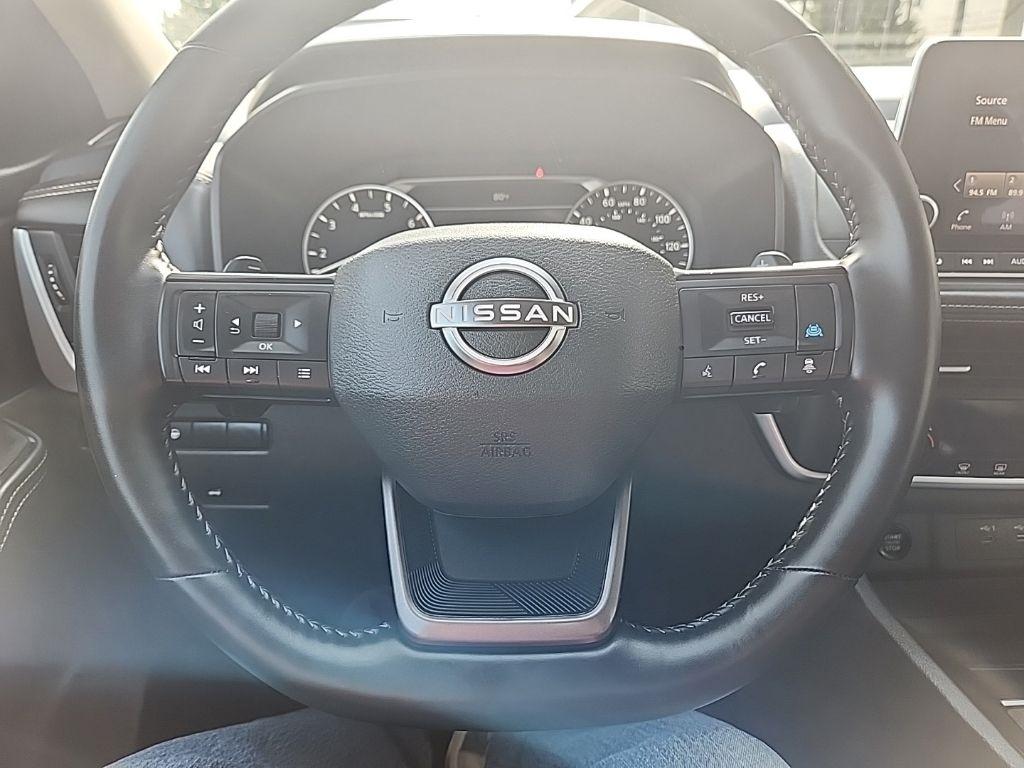2025 Nissan Rogue SV - Photo 11