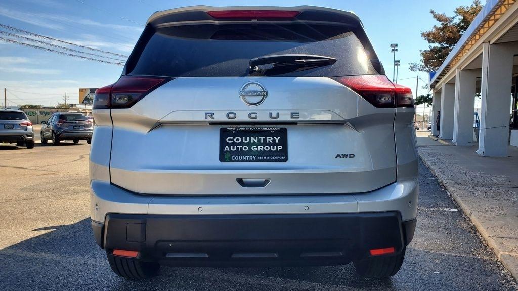 Nissan Rogue  2025