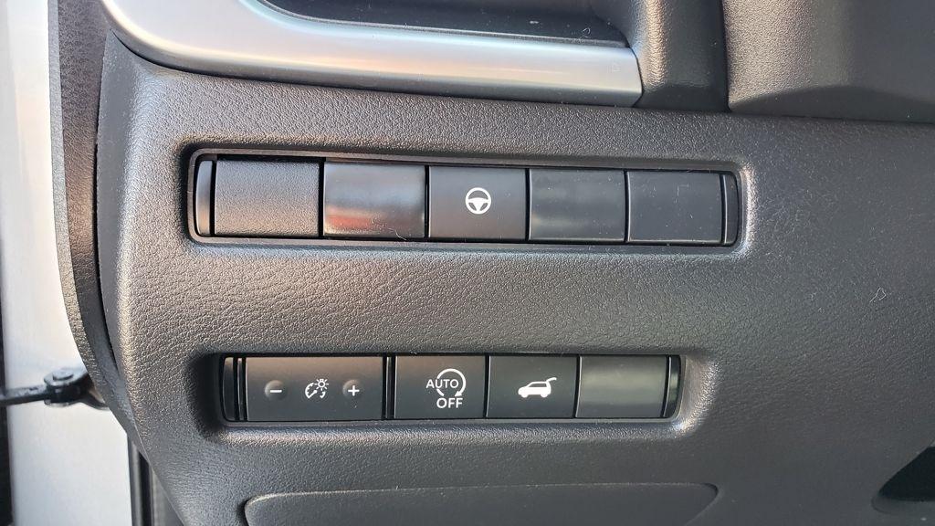 Nissan Rogue  2025