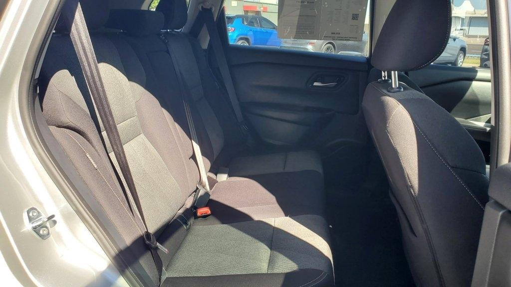 Nissan Rogue  2025
