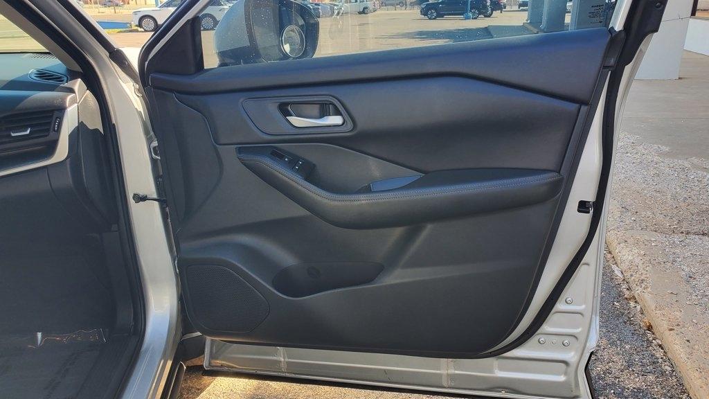 Nissan Rogue  2025