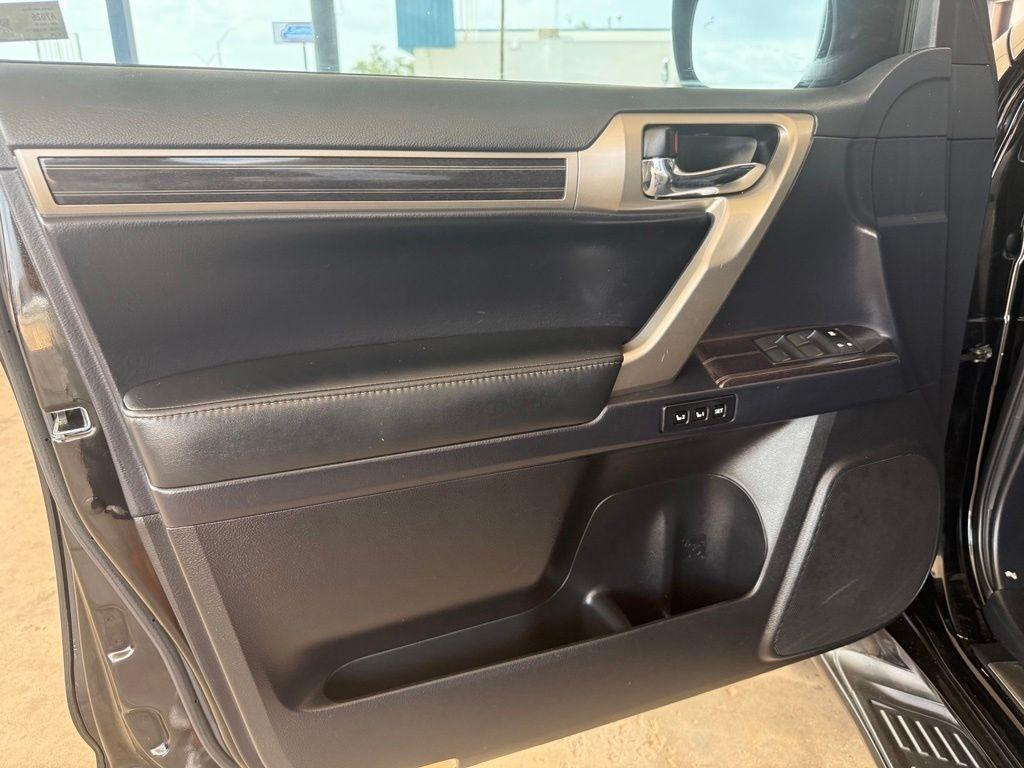 Lexus GX 460  2020