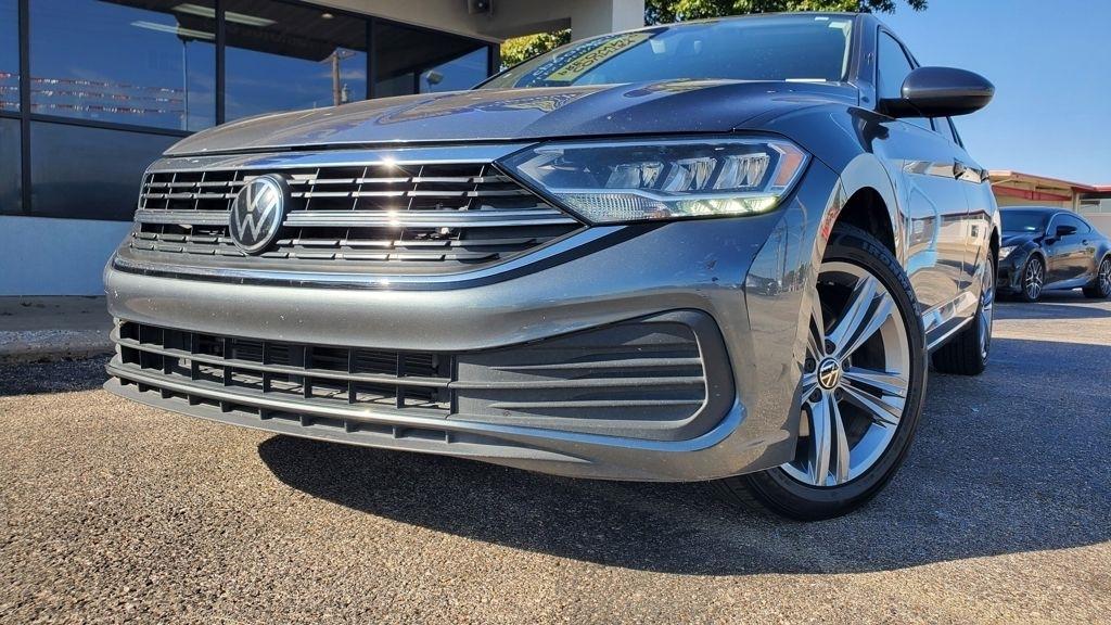 Volkswagen Jetta  2024