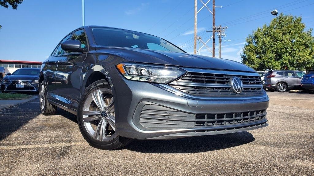 Volkswagen Jetta  2024