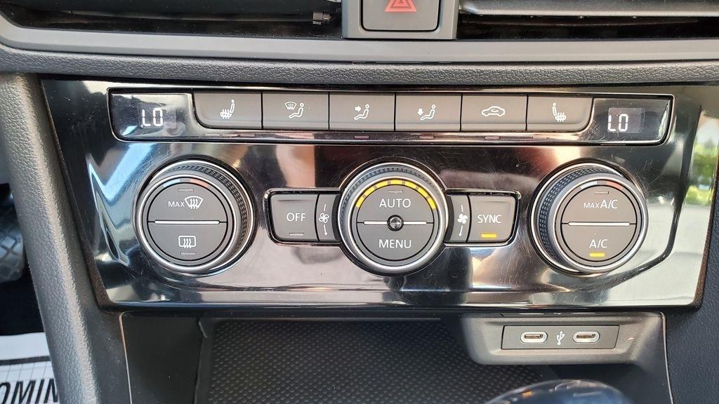Volkswagen Jetta  2024