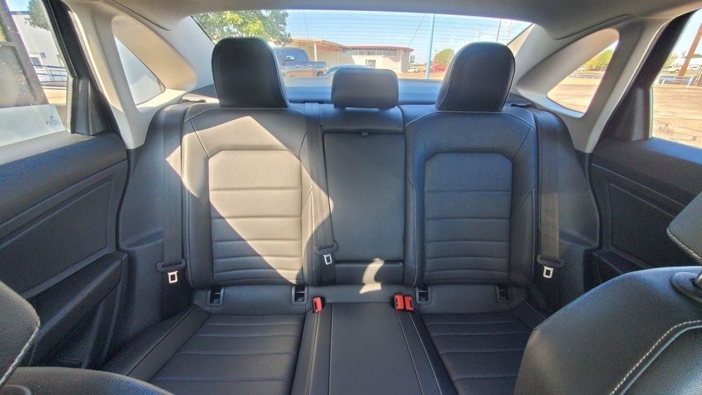 Volkswagen Jetta  2024