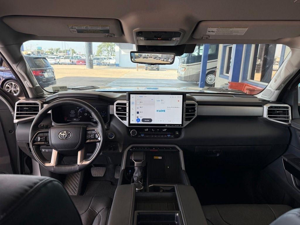 Toyota Tundra  2024