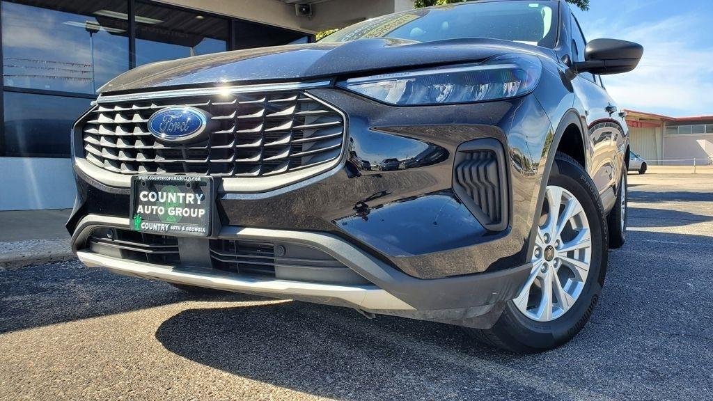 Ford Escape  2025
