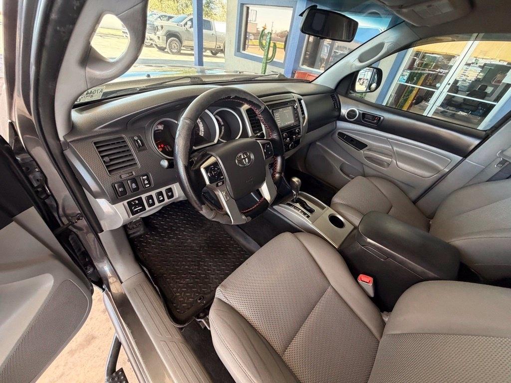 Toyota Tacoma  2014