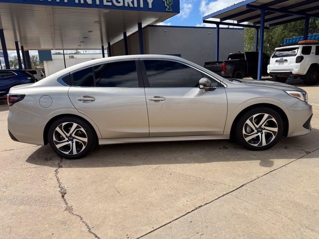 Subaru Legacy  2020