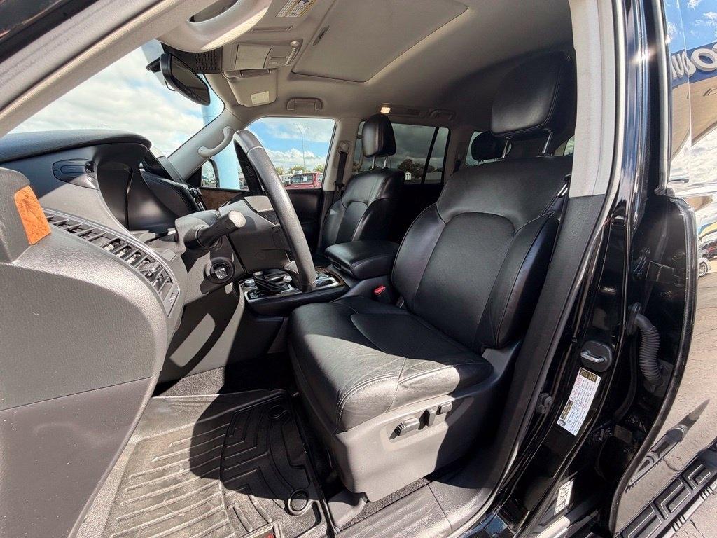 Nissan Armada  2022