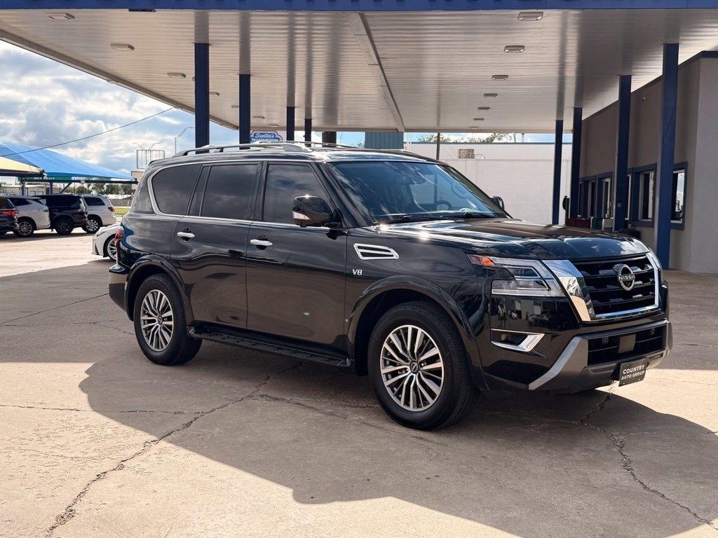 Nissan Armada  2022