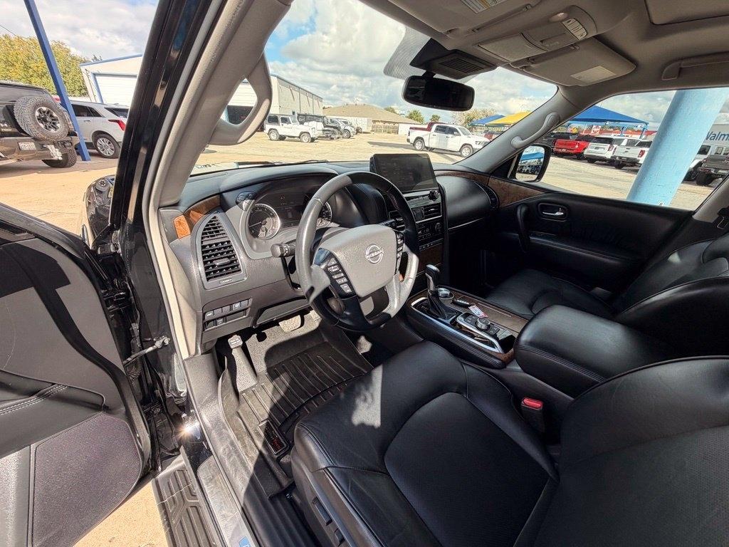 Nissan Armada  2022