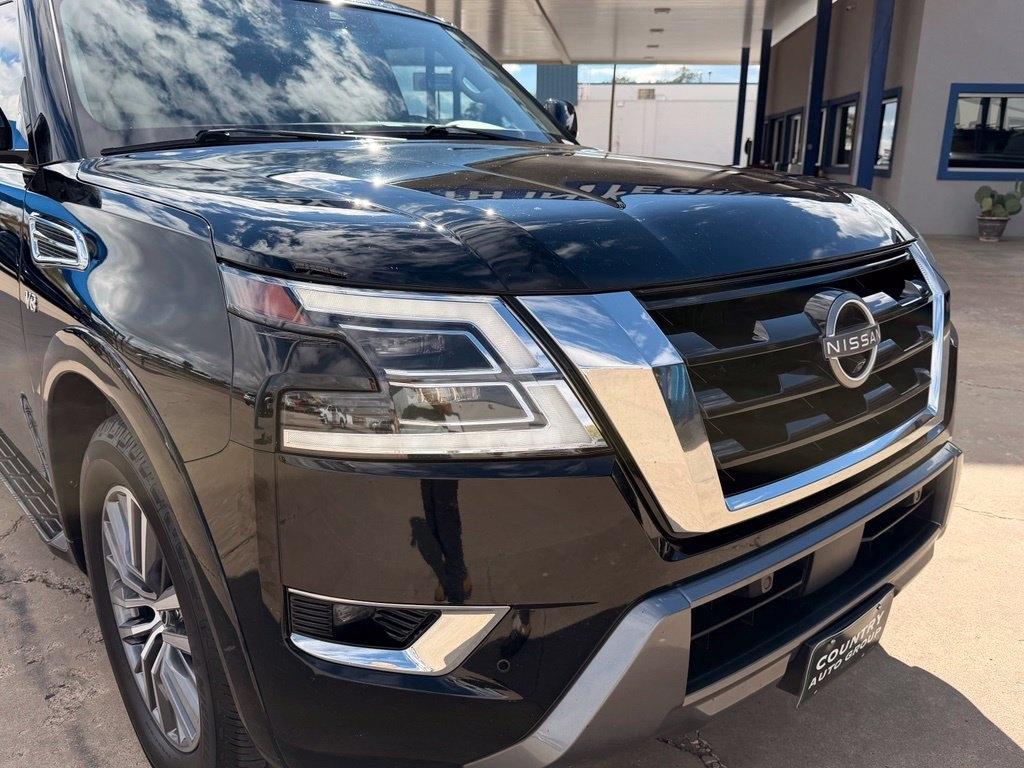 Nissan Armada  2022