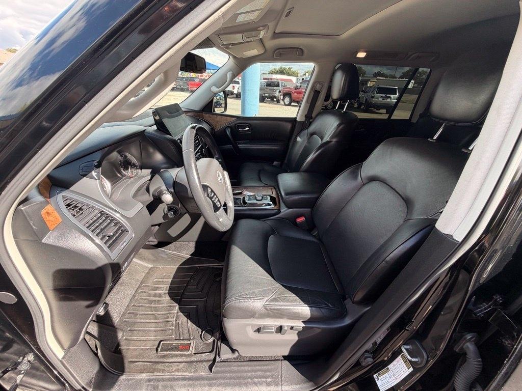 Nissan Armada  2022