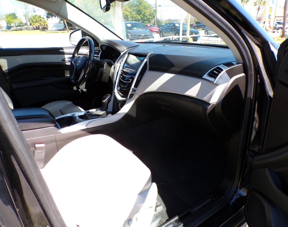 Cadillac SRX Luxury Collection AWD 2014