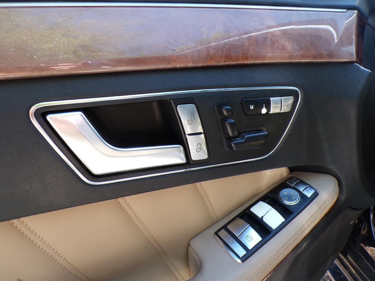 Mercedes-Benz E-Class E350 Sedan 2012