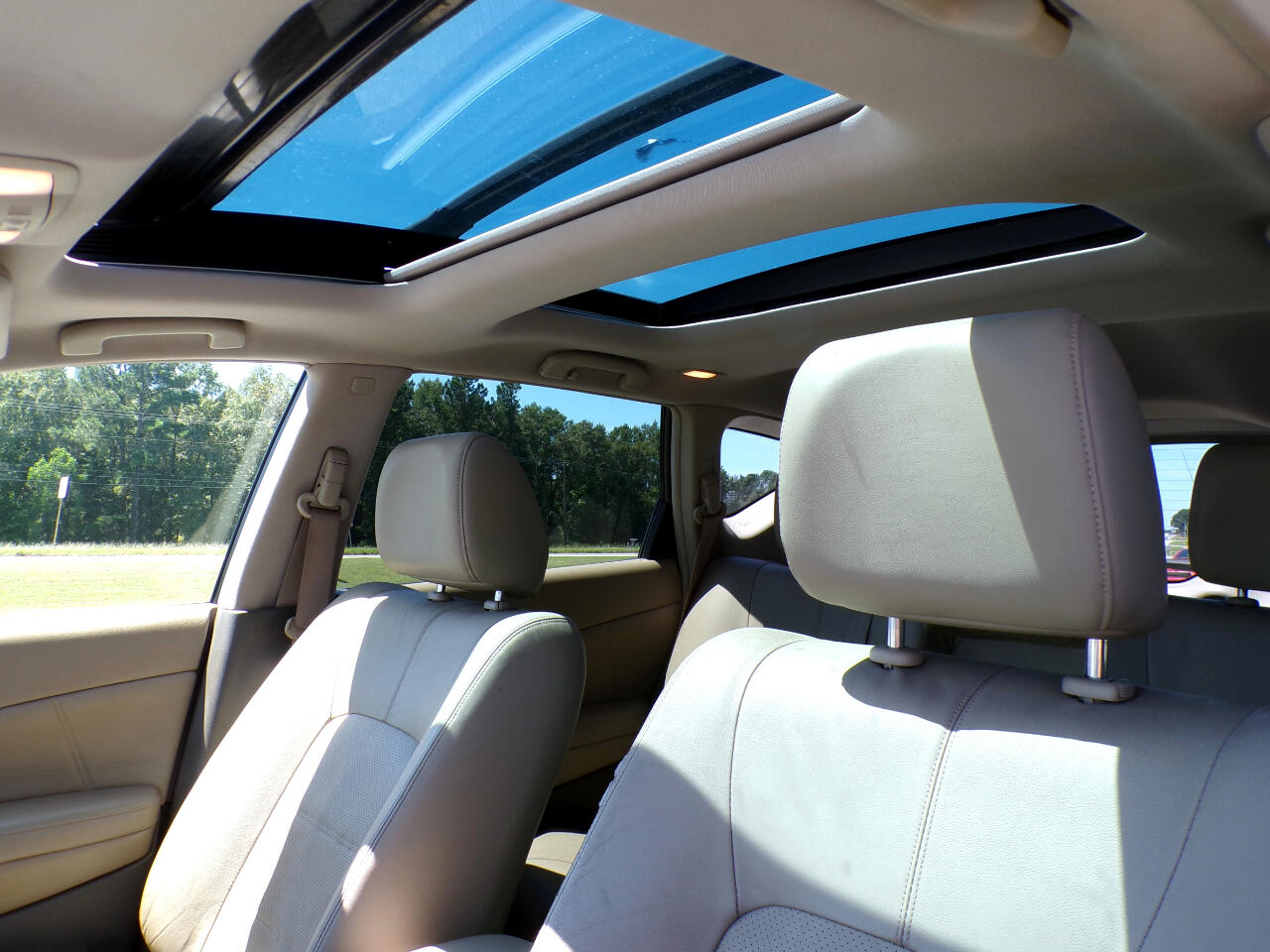 2013 Nissan Murano SV photo 10