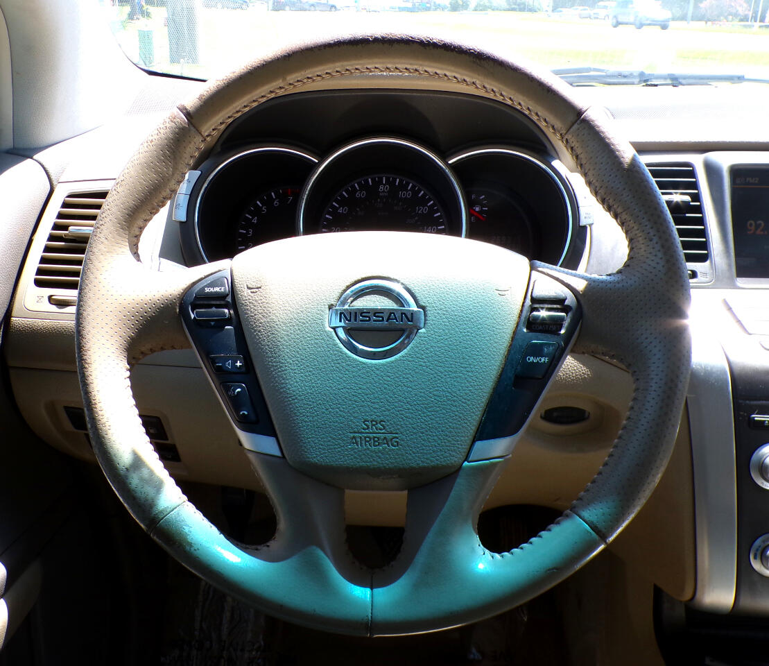 2013 Nissan Murano SV photo 15