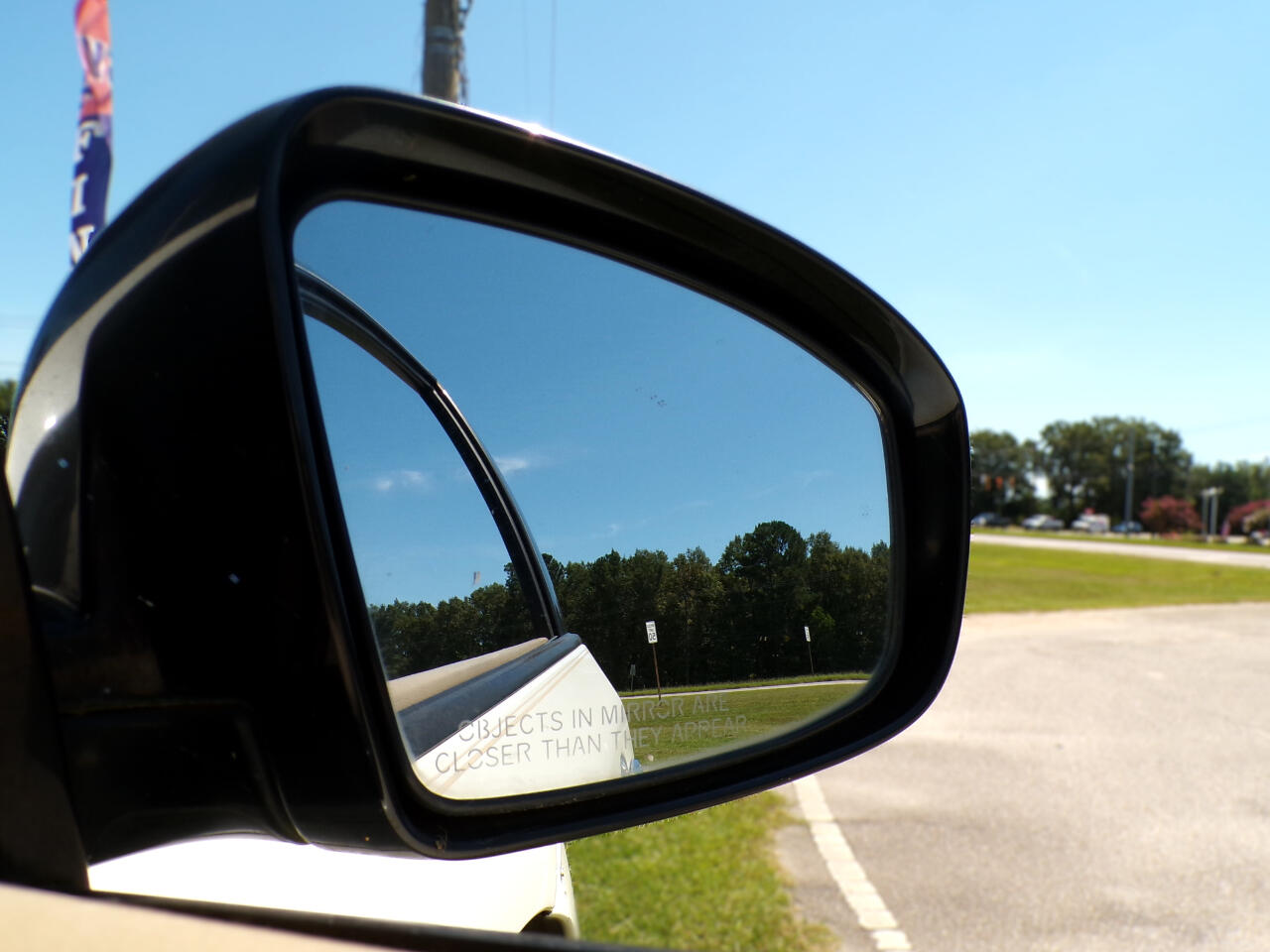 2013 Nissan Murano SV photo 25