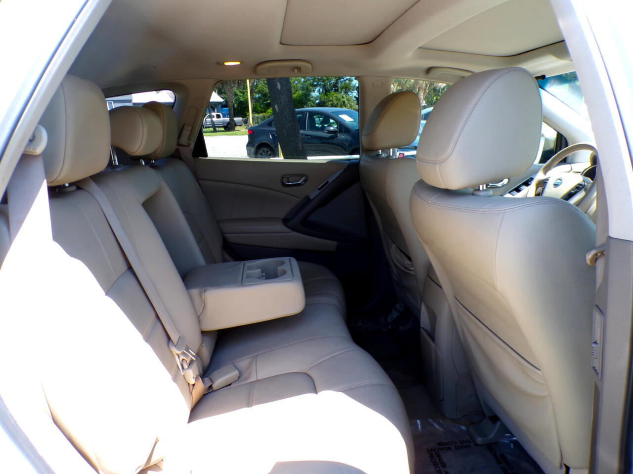 2013 Nissan Murano SV photo 27