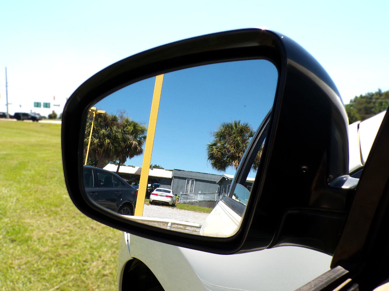 2013 Nissan Murano SV photo 34