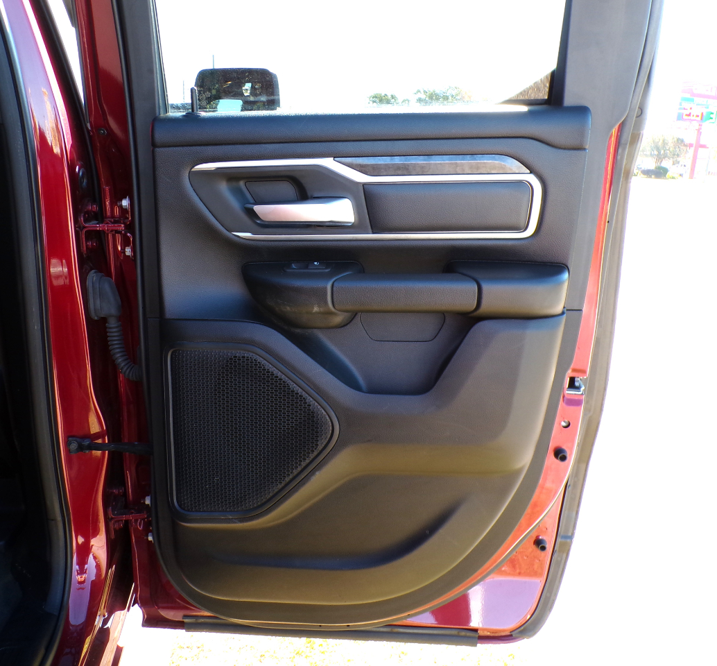 RAM 1500 Big Horn Quad Cab 4WD 2019