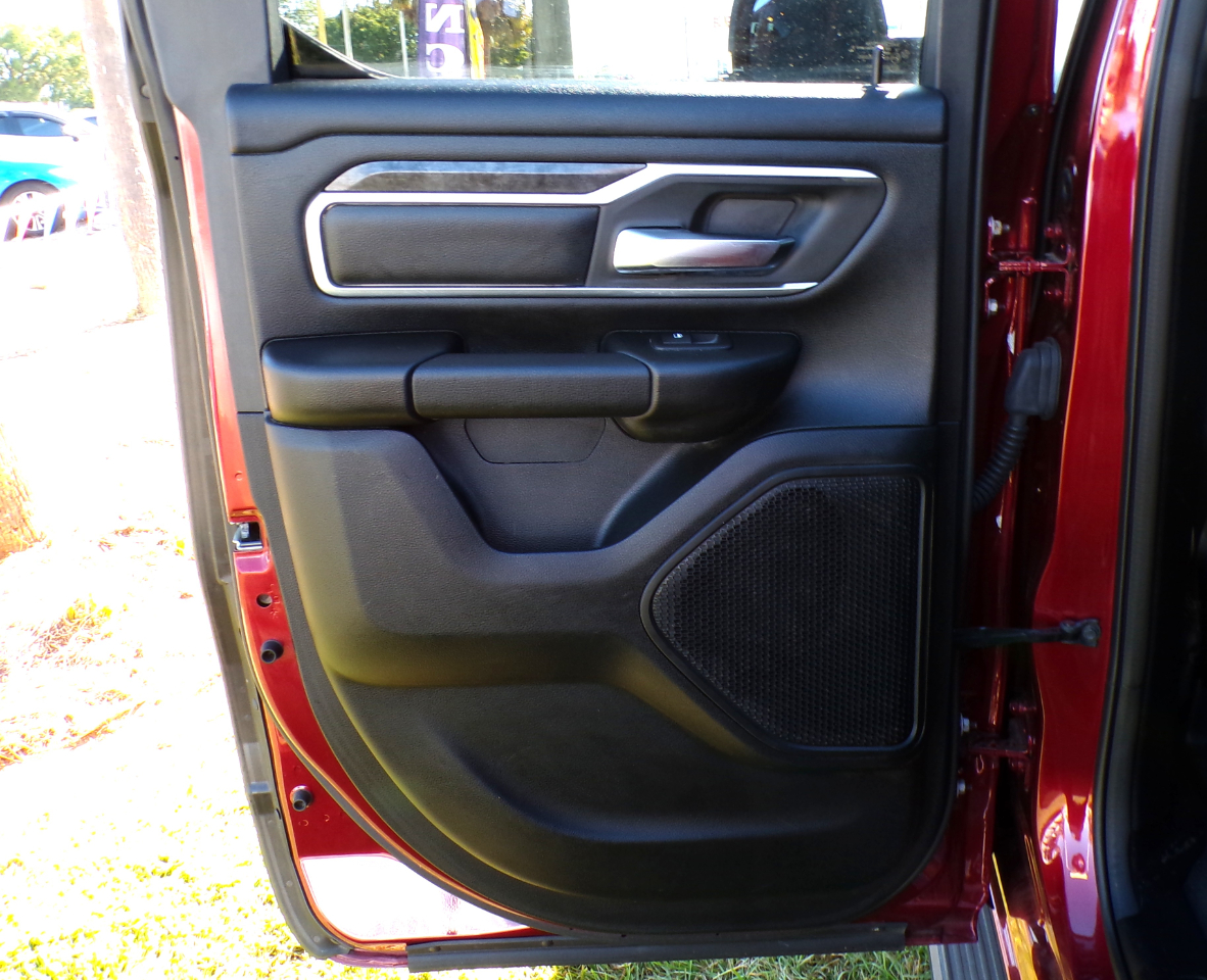 RAM 1500 Big Horn Quad Cab 4WD 2019