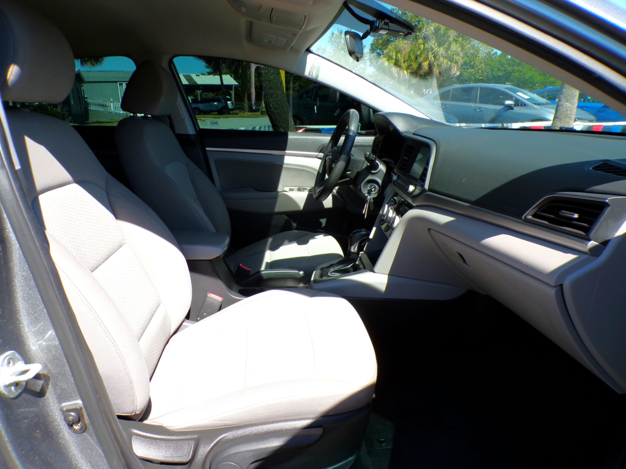 Hyundai Elantra SEL 2019
