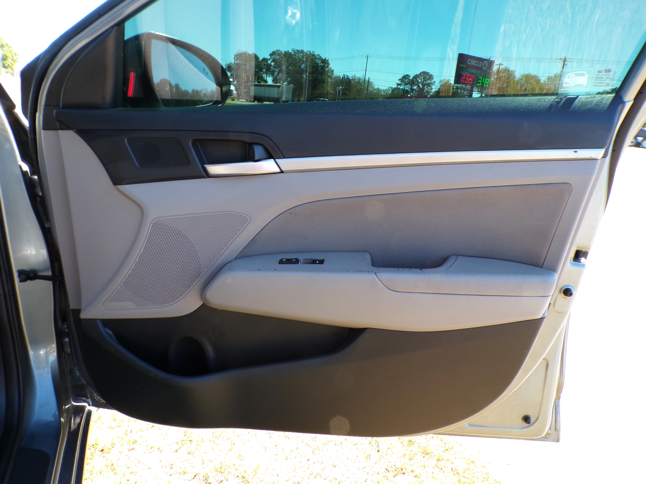 Hyundai Elantra SEL 2019