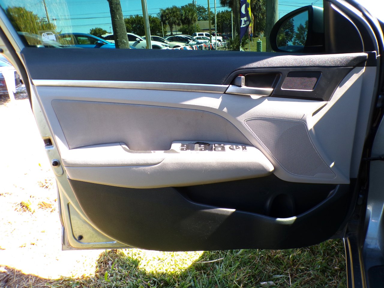 Hyundai Elantra SEL 2019