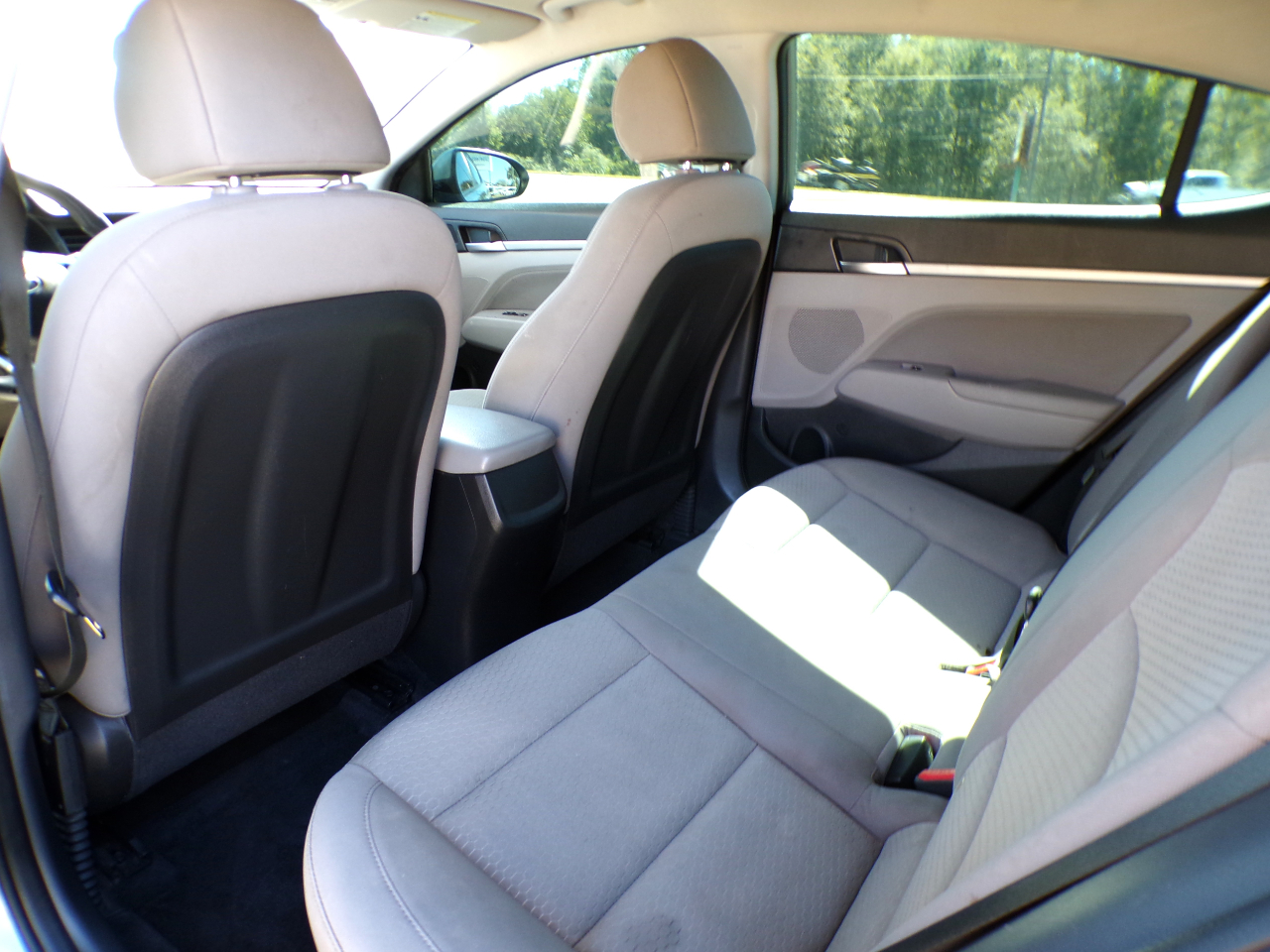 Hyundai Elantra SEL 2019