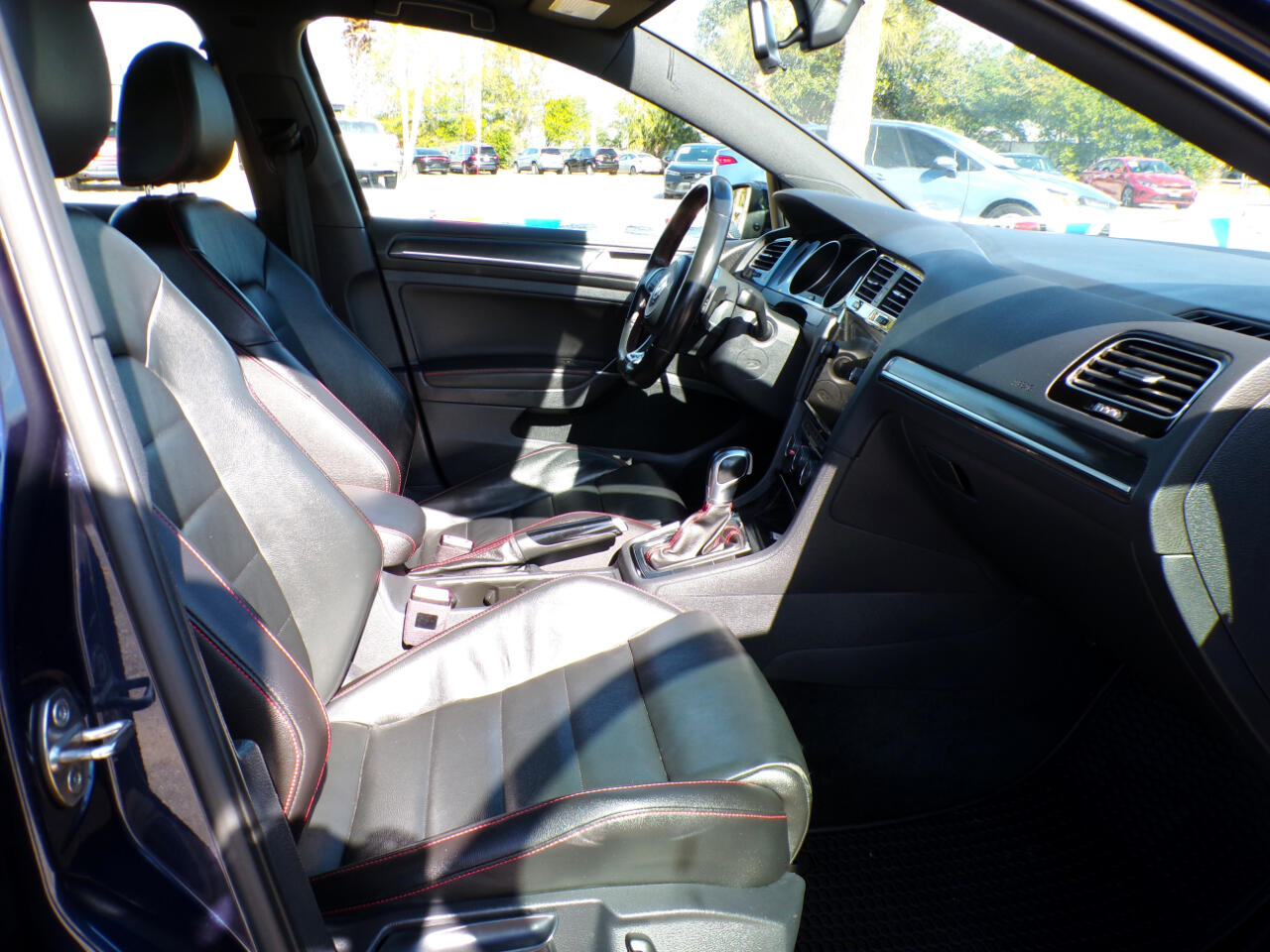 Volkswagen Golf GTI SE 7A 2019