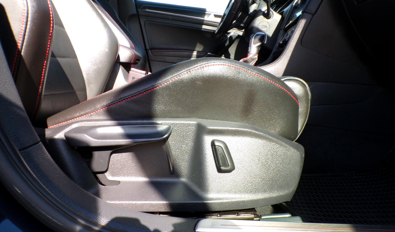 Volkswagen Golf GTI SE 7A 2019