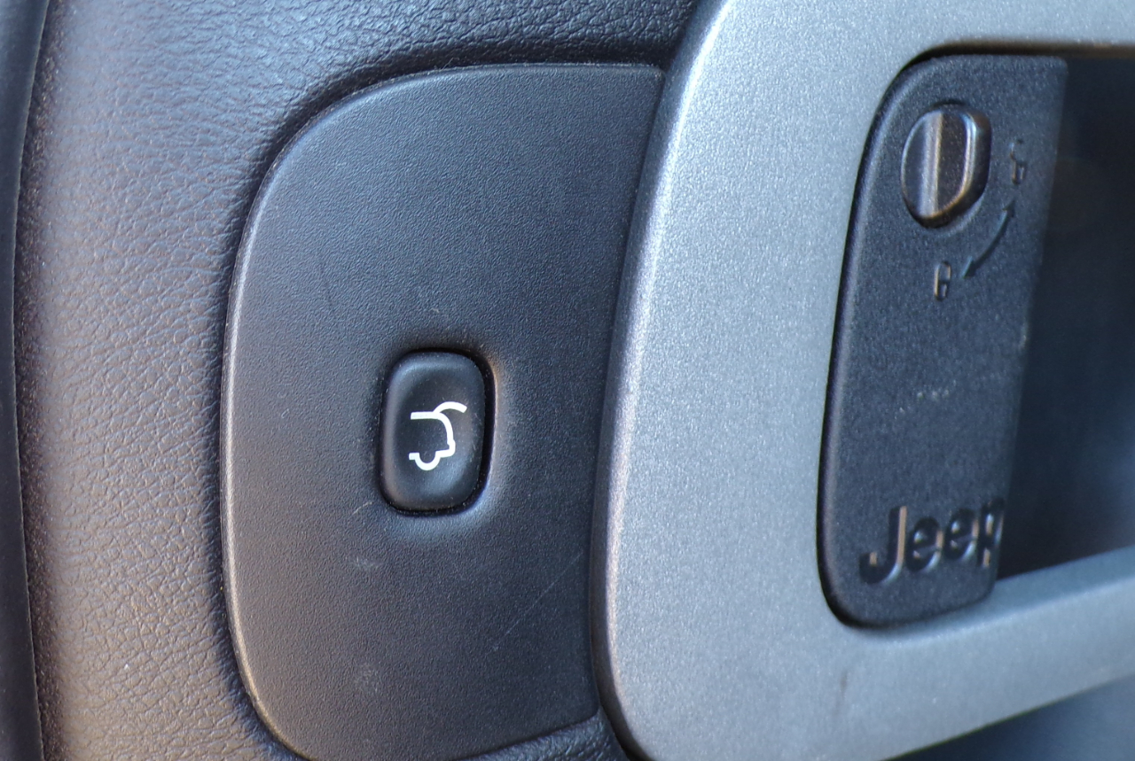 Jeep Cherokee Latitude 4WD 2014