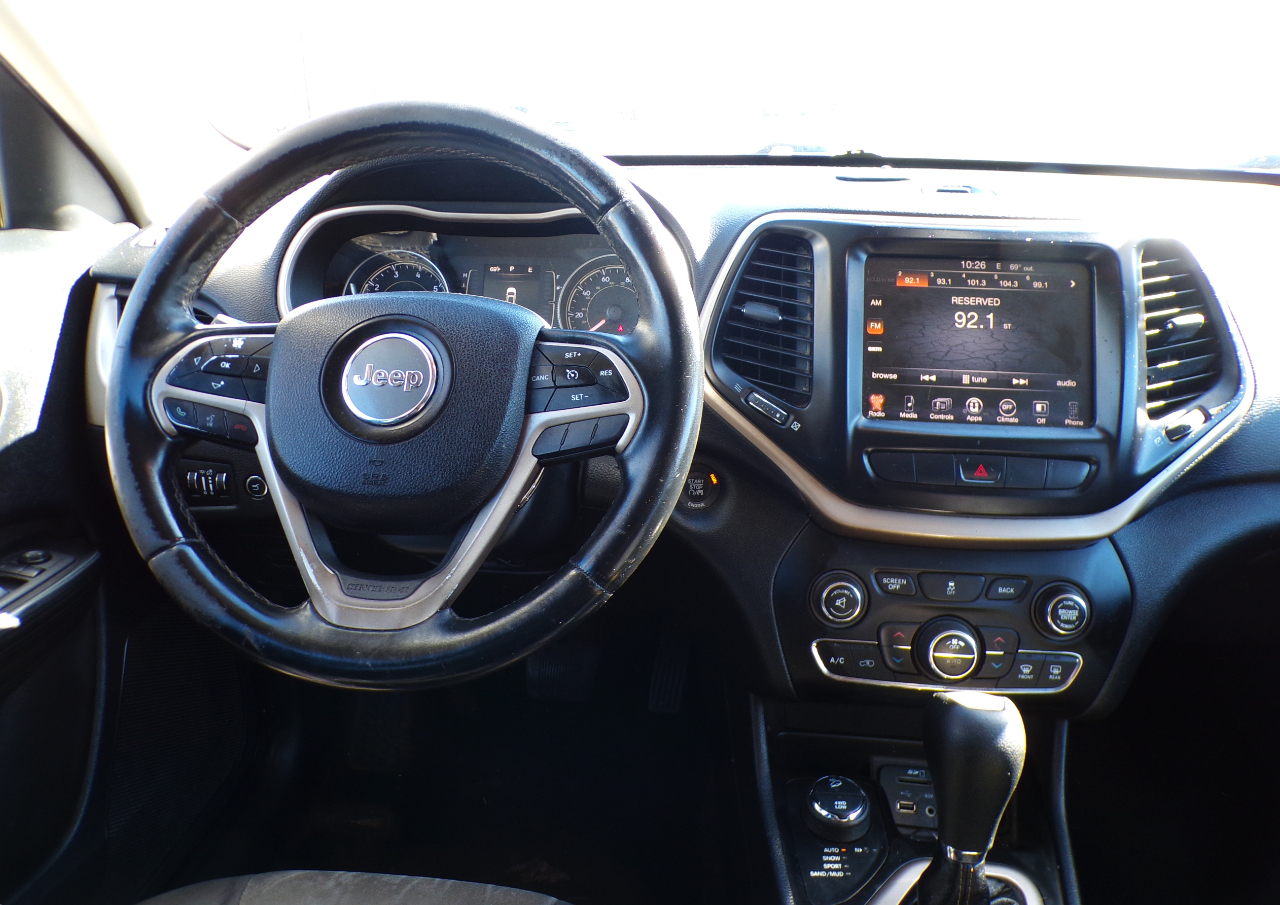 Jeep Cherokee Latitude 4WD 2014