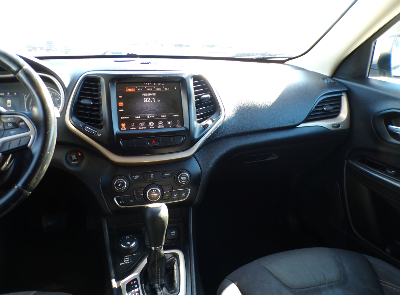 Jeep Cherokee Latitude 4WD 2014