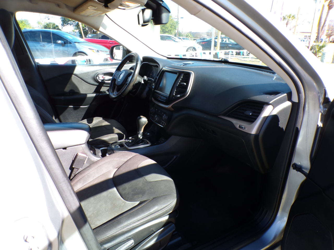 Jeep Cherokee Latitude 4WD 2014