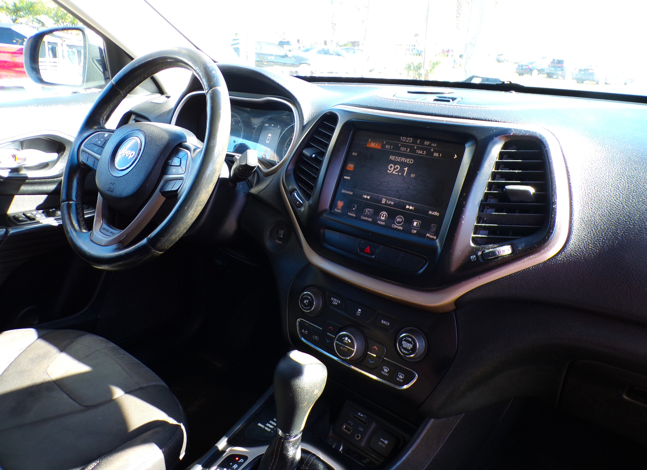 Jeep Cherokee Latitude 4WD 2014