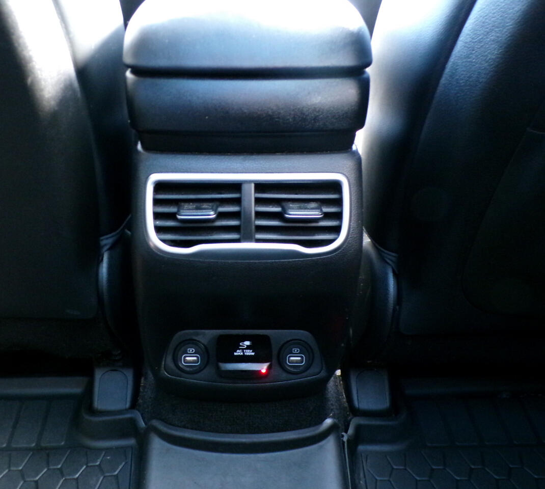 Hyundai Santa Fe Limited 2022