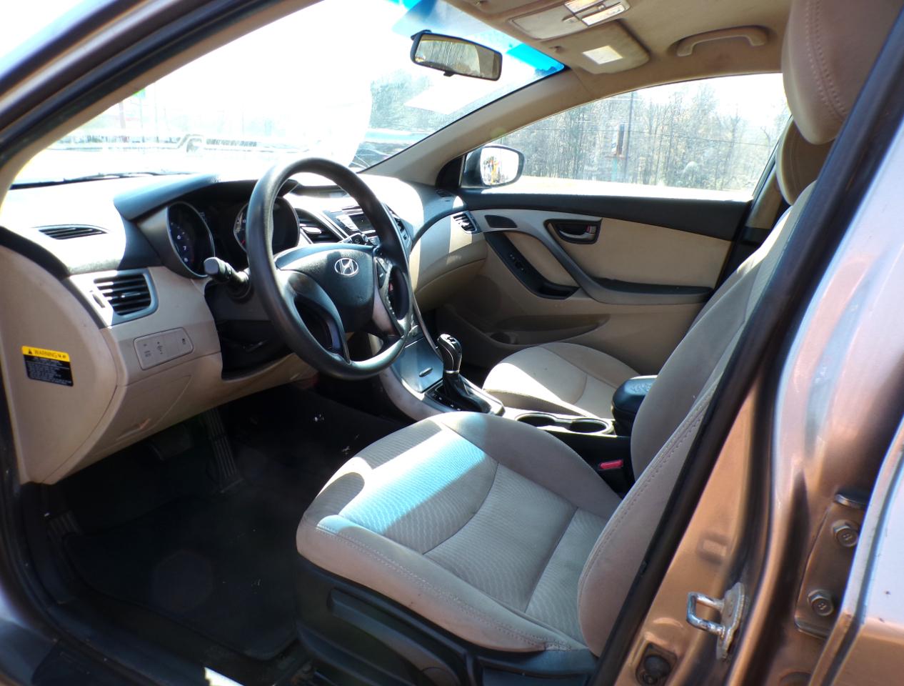 Hyundai Elantra SE 2014