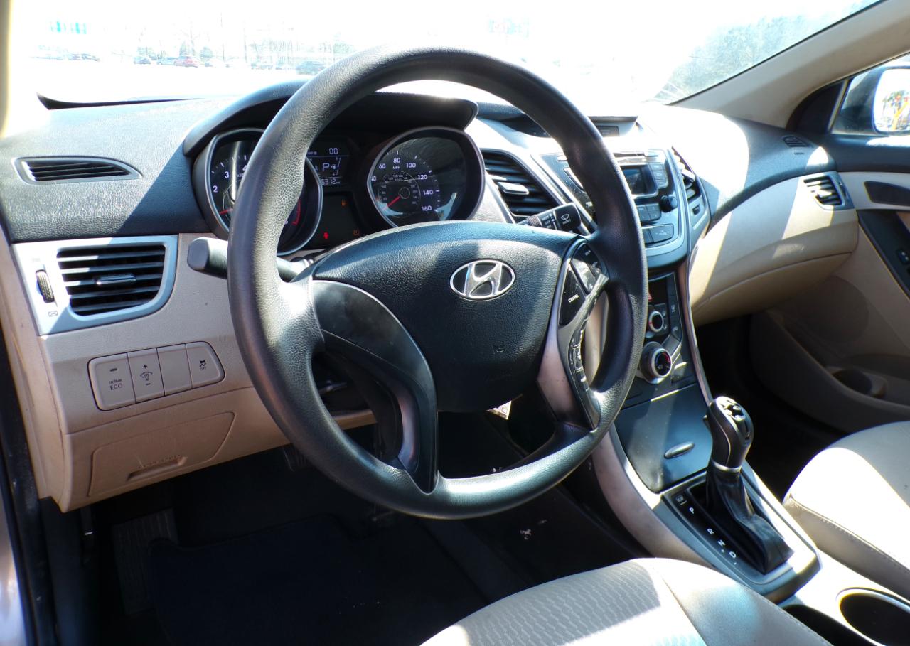 Hyundai Elantra SE 2014