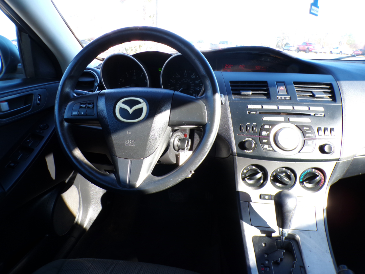 Mazda MAZDA3 i Sport 4-Door 2011