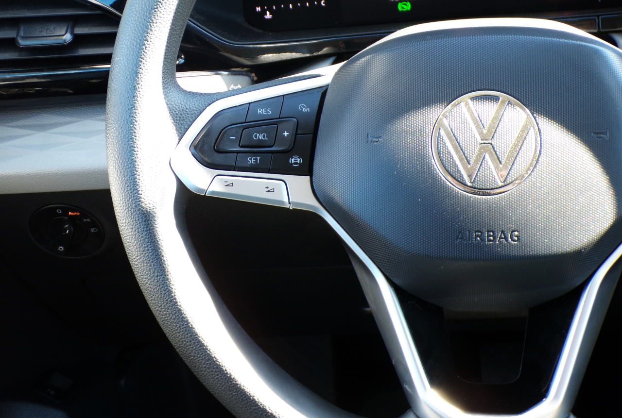 Volkswagen Taos S 2022