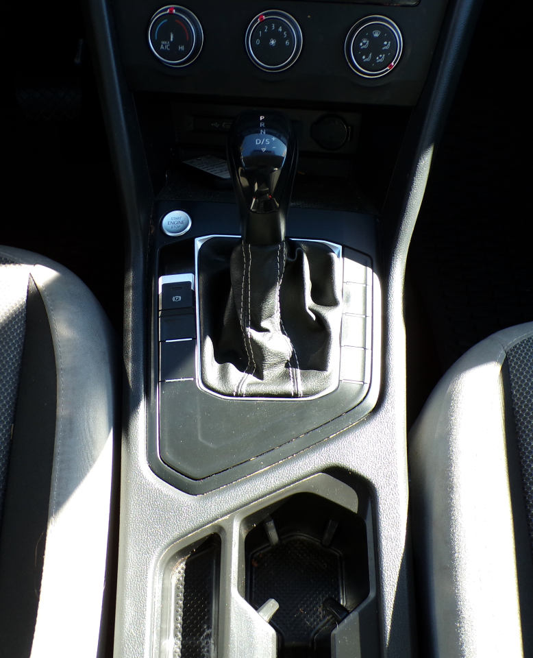 Volkswagen Taos S 2022