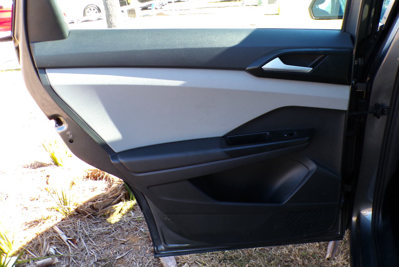 Volkswagen Taos S 2022