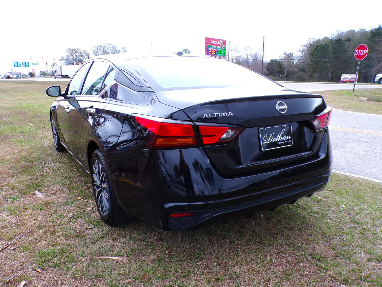 Nissan Altima 2.5 SV 2025